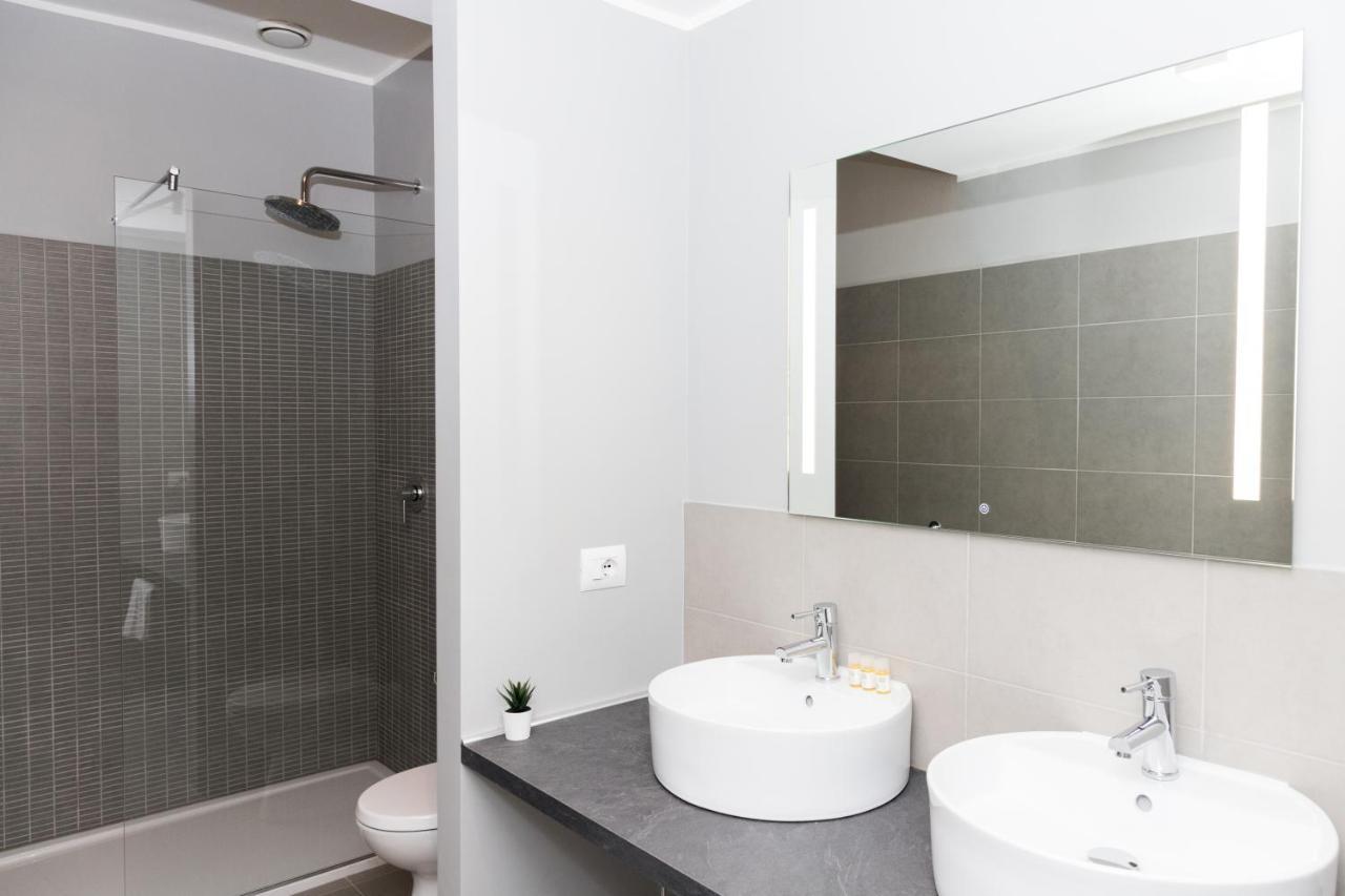 Hemeras Boutique Homes - 2 Luxury Apartments In The City Center 밀라노 외부 사진